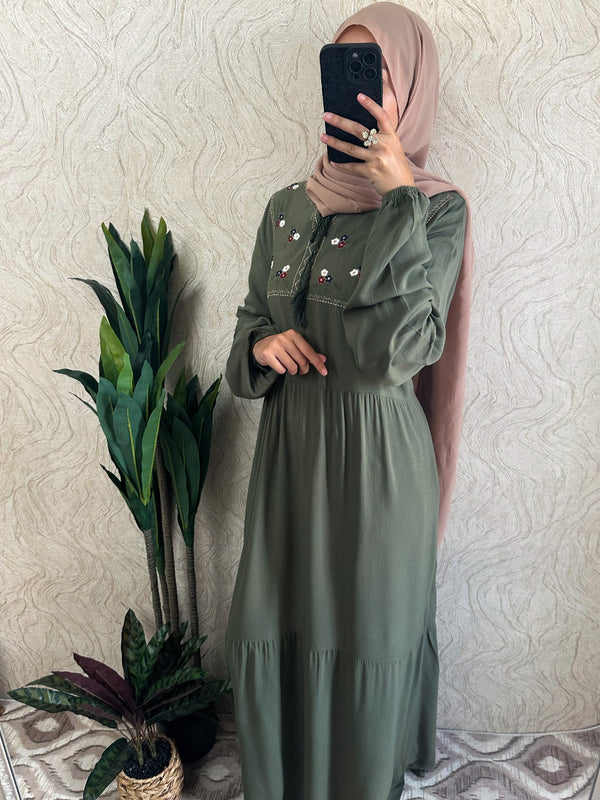 Flower Embroidered Maxi Dress - Amiiraa