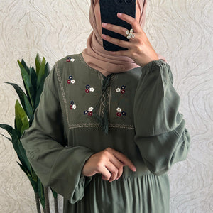 Flower Embroidered Maxi Dress - Amiiraa